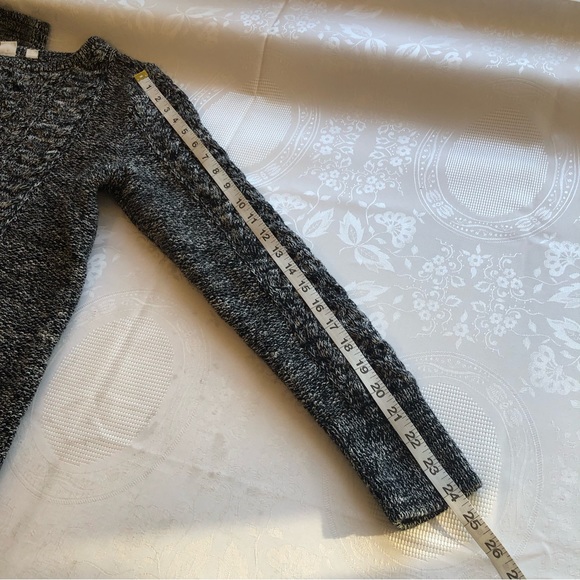 Gap Women’s Size L Black/White Cable Knitted Warm Sweater Long Sleeves Elastic - Picture 9 of 16